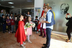 ALTINYILDIZ’DAN SONER ARICA’YA ÖDÜL