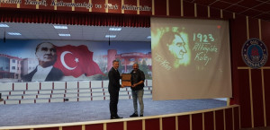ÜNLÜ KUM SANATI SANATÇISI ALTINYILDIZLILARLA