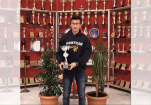 ALTINYILDIZ KOLEJİ MEZUNLARINDAN AYETULLAH ASLANHAN, AVRUPA İKİNCİSİ OLDU