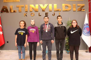 ALTINYILDIZ LİSELİLER SATRANÇTA İL 1.Sİ