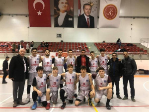 ALTINYILDIZ FEN LİSESİ BASKETBOLDA FİNALE YÜKSELDİ.