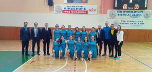 ALTINYILDIZLI POTANIN PERİLERİ KIRŞEHİR’DE GALİBİYETLE BAŞLADI
