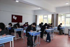 ALTINYILDIZ KOLEJİNDE TYT VE AYT SERİ DENEME SINAVLARI DÜZENLENDİ