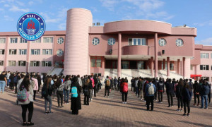 ALTINYILDIZ KOLEJİ FEN VE ANADOLU LİSESİ REHBERLİK SERVİSİNDEN YKS DEĞERLENDİRMESİ