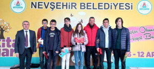TÜRKİYE 1.LERİNİN OKULU ALTINYILDIZ EĞİTİM KURUMLARINA ÖDÜL YAĞMURU