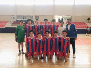 ALTINYILDIZ İLKÖĞRETİM KURUMU ÖĞRENCİLERİ FUTSAL BÖLGE TURNUVALARINDA NEVŞEHİR’İ TEMSİL ETTİ