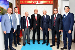 ALTINYILDIZ EĞİTİM KURUMLARINDAN  İL EMNİYET MÜDÜRLÜĞÜNE ZİYARET
