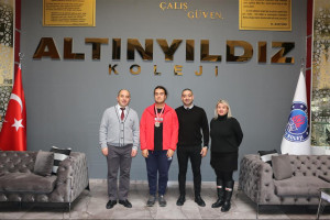 ALTINYILDIZ KOLEJİ FEN LİSESİ ÖĞRENCİSİNDEN DÜNYA 3.LÜĞÜ