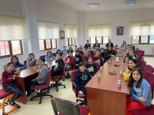 ALTINYILDIZ İLKÖĞRETİM KURUMU'NDA OKUL MÜDÜRÜMÜZLE "TATLI SOHBETLER"