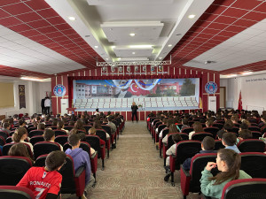 ALTINYILDIZ İLKÖĞRETİM KURUMUNDA YAZAR HAVVA TEKİN ÖĞRENCİLERLE BULUŞTU