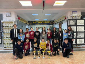 ALTINYILDIZ İLKÖĞRETİM KURUMU SATRANÇTA NEVŞEHİR ŞAMPİYONU!