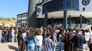 ALTINYILDIZ KOLEJİ FEN VE ANADOLU LİSESİNDE   KARNE HEYECANI