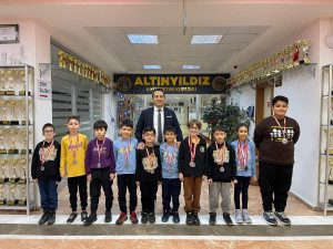 SATRANÇTA DERECELER ALTINYILDIZIN