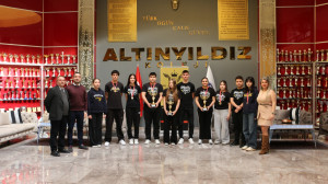 BASKETBOLDA ALTINYILDIZ RÜZGÂRI GENÇ B KIZLAR VE  GENÇ A ERKEKLER KATEGORİSİNDE ŞAMPİYON ALTINYILDIZ KOLEJİ  FEN VE ANADOLU LİSESİ