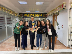 ALTINYILDIZ İLKÖĞRETİM KURUMU SATRANÇTA TÜRKİYE İKİNCİSİ OLDU