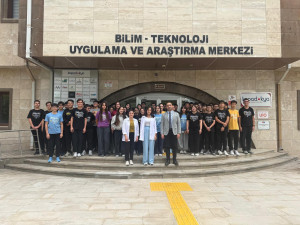 ALTINYILDIZ KOLEJİ FEN VE ANADOLU LİSESİ  9. SINIF ÖĞRENCİLERİ  TEKNOPARK’I ZİYARET ETTİ