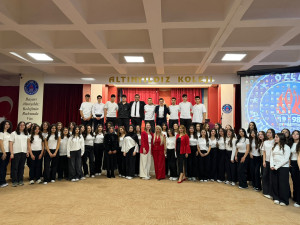 ALTINYILDIZ KOLEJİ FEN VE ANADOLU LİSESİ  CUMHURİYETİMİZİN 103. YILINI BÜYÜK BİR COŞKUYLA KUTLADI